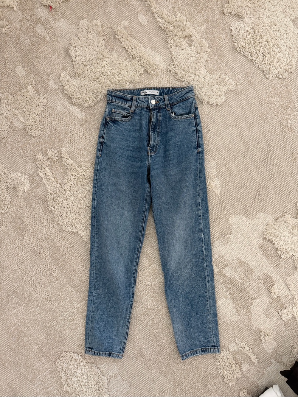 Zara High-Rise Straight Women’s Jeans - Blue